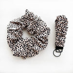 Blush Pebble Leopard | Key Fob